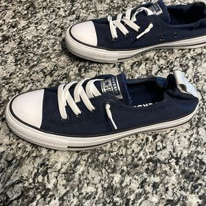 Navy Blue converse sneakers. Size 8.
